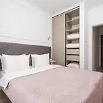 Urban - Mennica - Luxury&stylish