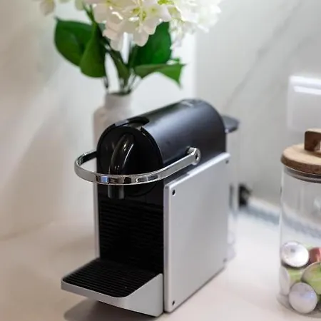 Urban - Mennica - Luxury&stylish